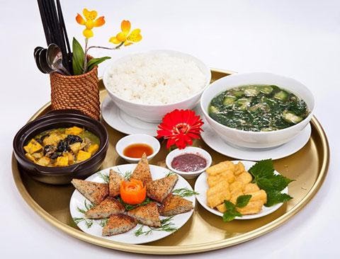 Nước mắm vì sao không thể thiếu trong bữa cơm người Việt?